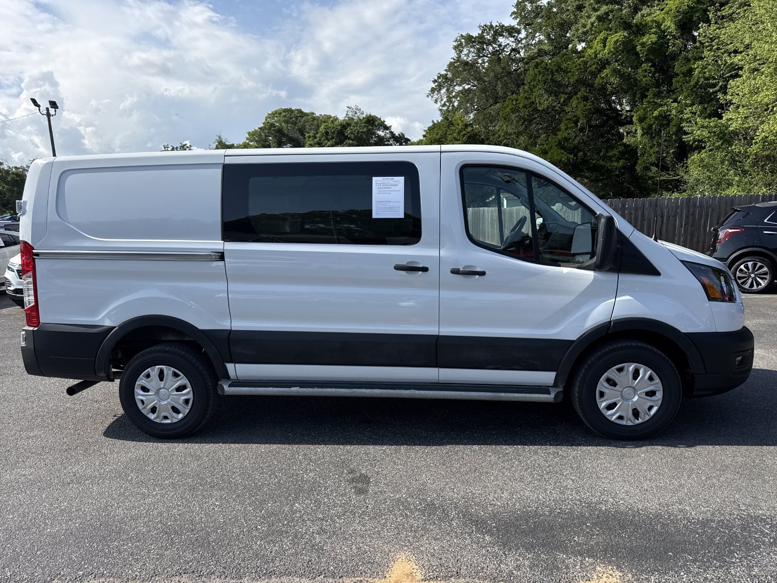 Used 2024 Ford Transit 250 Low Roof w/ Exterior Upgrade Package RWD image 7
