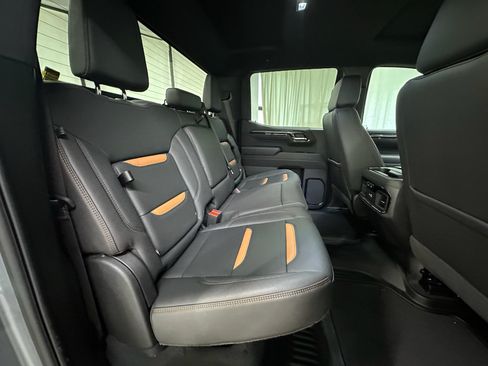 Used 2025 GMC Sierra 1500 AT4 AWD/4WD image 18