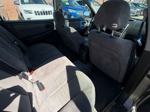 Used 2000 Nissan Maxima SE image 16