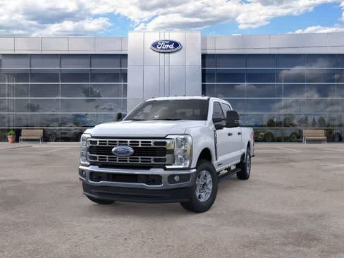 New 2026 Ford F250 XLT w/ FX4 Off-Road Package AWD/4WD image 2