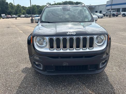 Used 2015 Jeep Renegade Limited FWD image 2