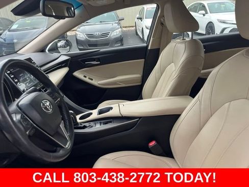 Used 2021 Toyota Avalon XLE w/ Carpet Mat Package (TMS) FWD image 9