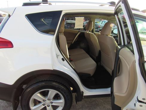 Used 2013 Toyota RAV4 XLE image 24