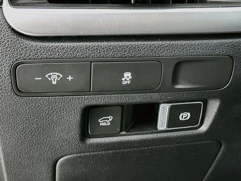 Used 2025 Hyundai Palisade SEL FWD image 17