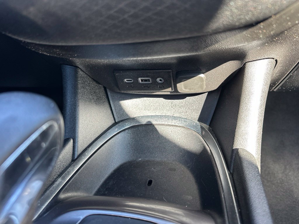 Used 2023 Chevrolet Malibu LT FWD image 5