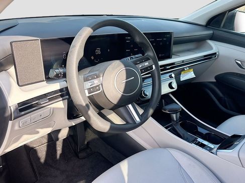 Certified 2026 Hyundai Tucson SEL image 9