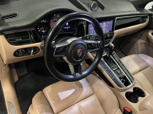 Used 2020 Porsche Macan S AWD/4WD image 13