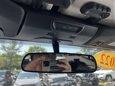 Used 2022 Jeep Wrangler Sport AWD/4WD image 35