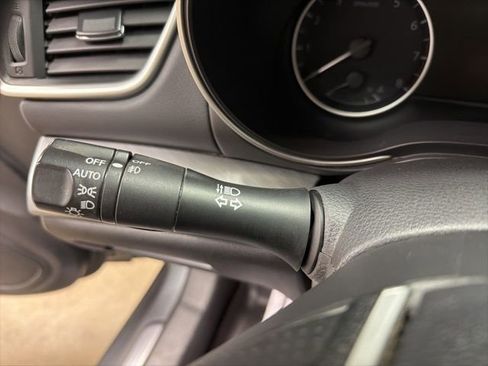 Used 2018 Nissan Maxima 3.5 SV image 20