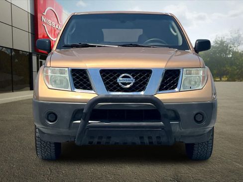Used 2005 Nissan Frontier XE w/ (U01) Preferred Pkg RWD image 11