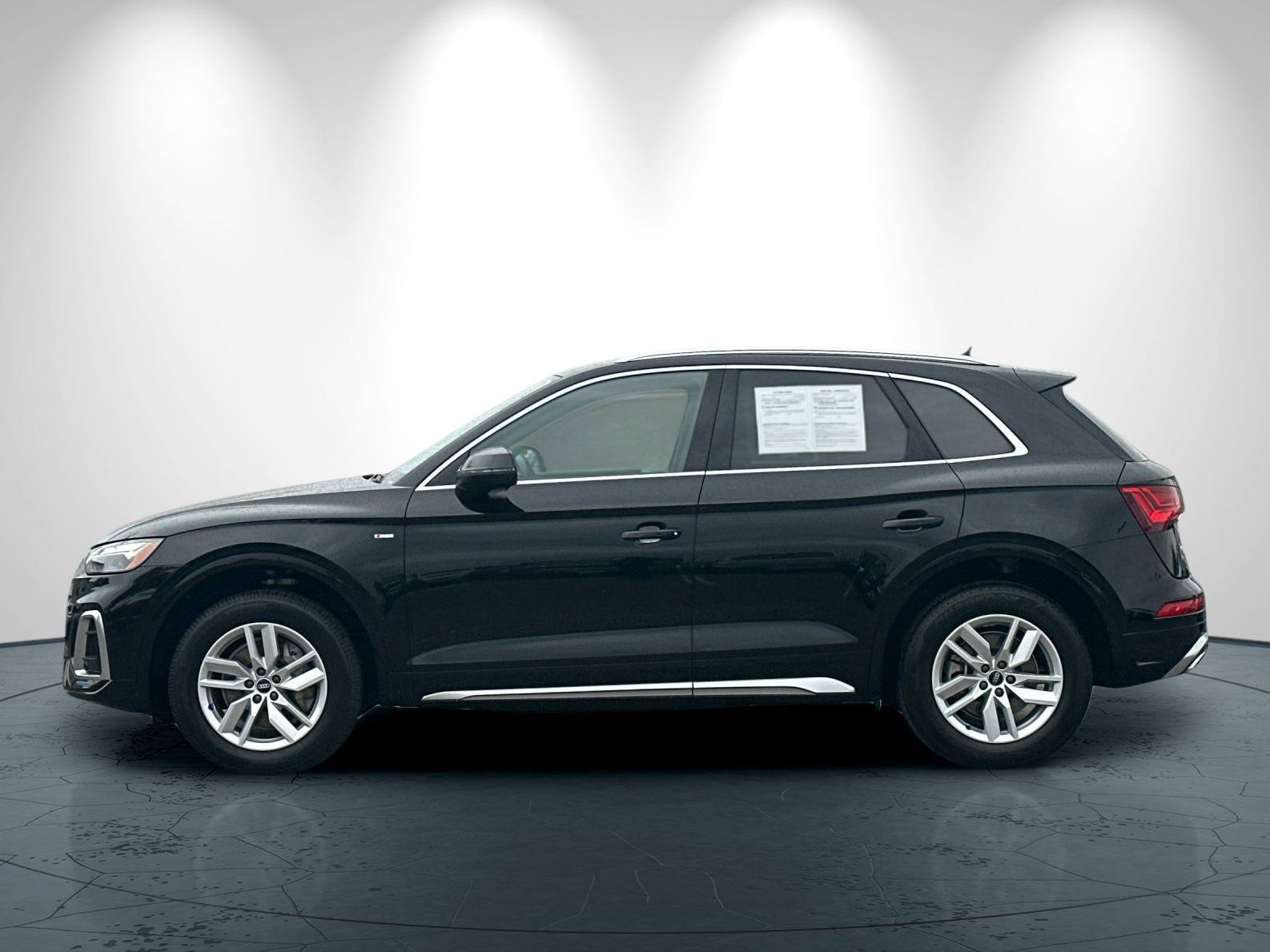 Used 2022 Audi Q5 2.0T Premium w/ Convenience Package AWD/4WD image 7