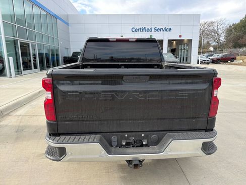 Used 2022 Chevrolet Silverado 1500 LT w/ Safety Package image 4