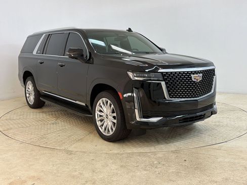 Used 2022 Cadillac Escalade ESV Luxury RWD image 7