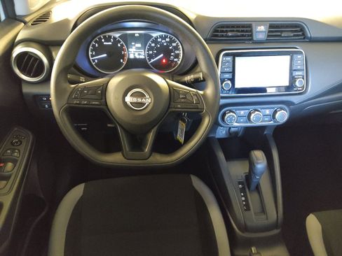 Used 2025 Nissan Versa S w/ Trunk Package FWD image 22