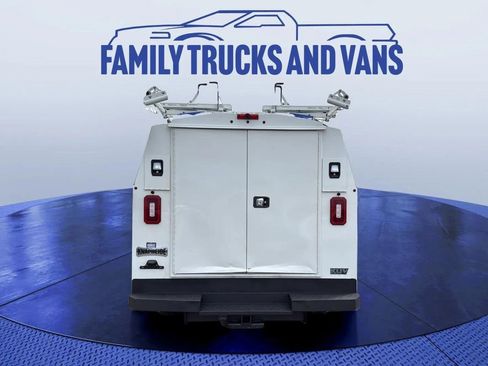 Used 2019 Ford E-350 and Econoline 350 Super Duty w/ Power Windows & Locks Group RWD image 5