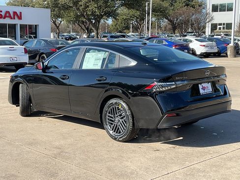 New 2026 Nissan Sentra SV image 7