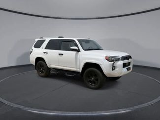 Used 2022 Toyota 4Runner SR5 AWD/4WD video 2