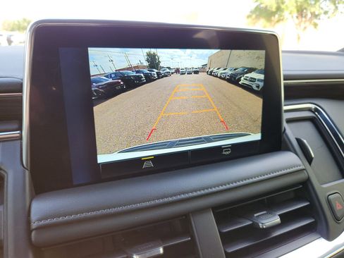 Used 2023 Chevrolet Tahoe LT RWD image 18