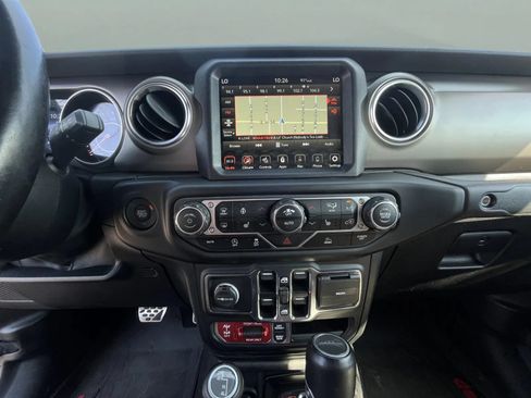 Used 2020 Jeep Gladiator Rubicon AWD/4WD image 8