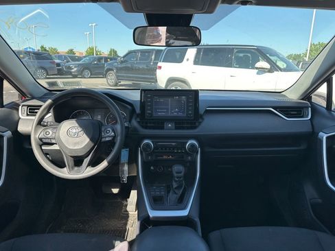 Used 2019 Toyota RAV4 LE w/ All Weather Liner Package AWD/4WD image 18