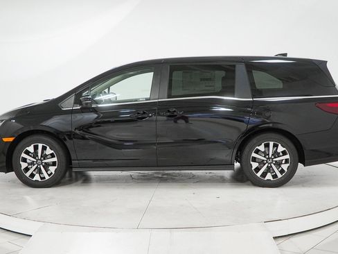 New 2026 Honda Odyssey EX-L image 5