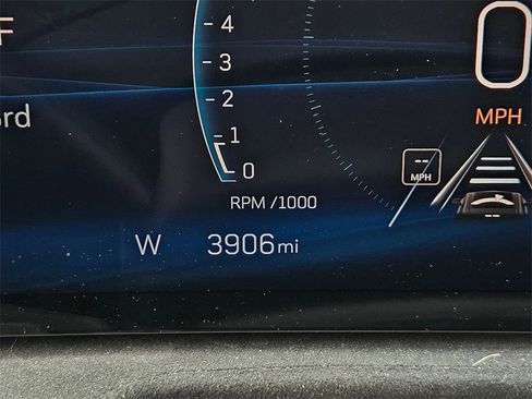 Used 2025 Cadillac XT4 Sport image 13