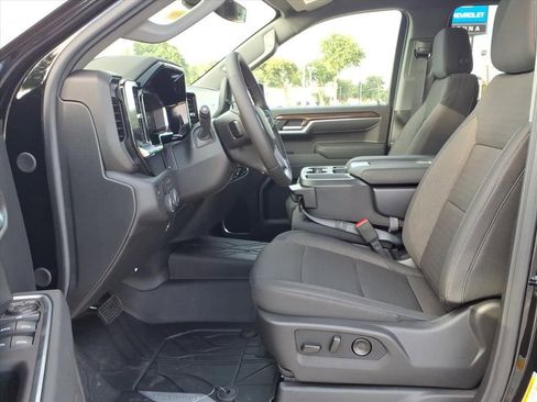 New 2026 Chevrolet Silverado 1500 LT w/ Texas Edition Plus RWD image 16