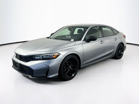 Used 2025 Honda Civic Sport image 3