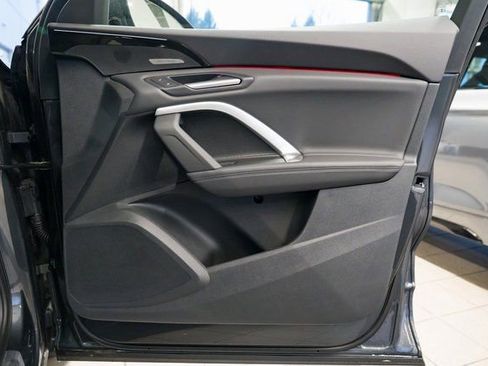 Used 2025 Audi Q5 Premium Plus image 30