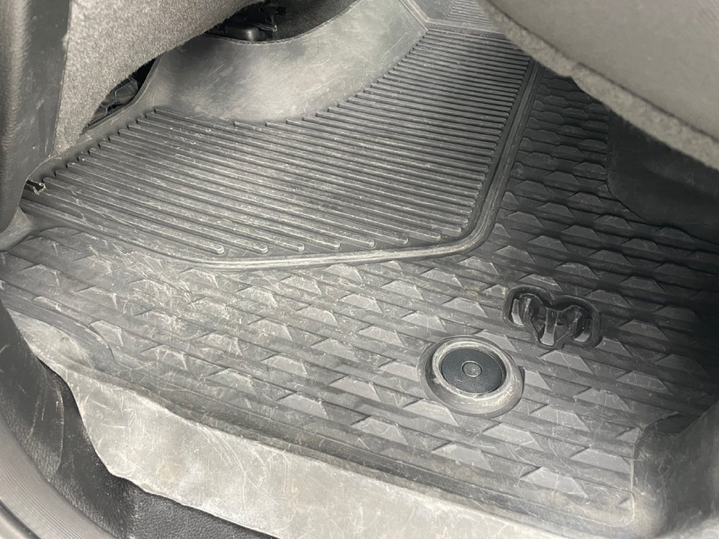 Used 2023 RAM 1500 Big Horn AWD/4WD image 35