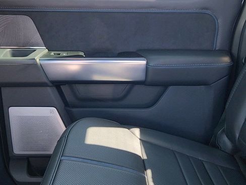 New 2025 Ford F250 Platinum image 22