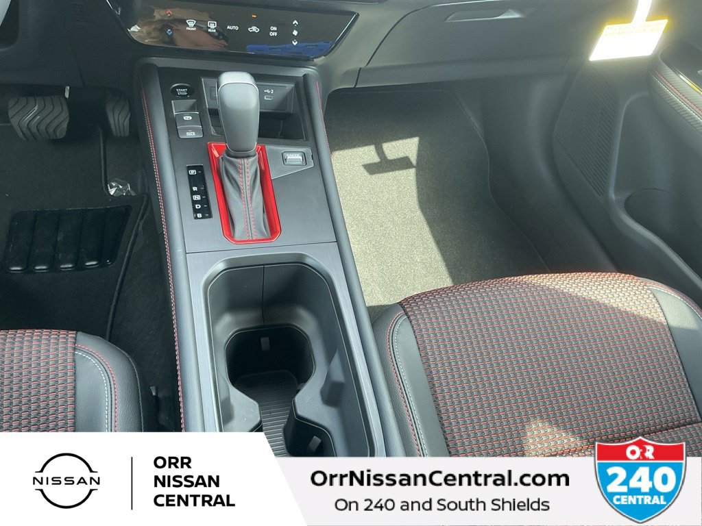 Used 2025 Nissan Kicks SR FWD image 24
