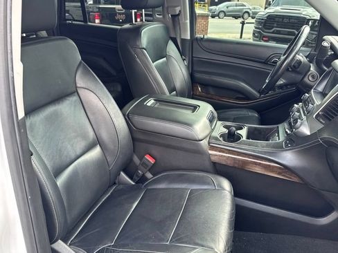 Used 2018 Chevrolet Tahoe LT AWD/4WD image 32