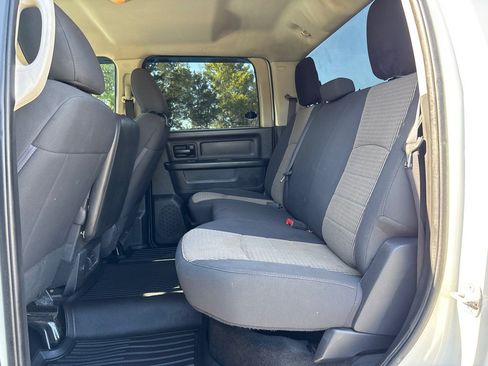 Used 2012 RAM 2500 ST w/ Chrome Appearance Group AWD/4WD image 12