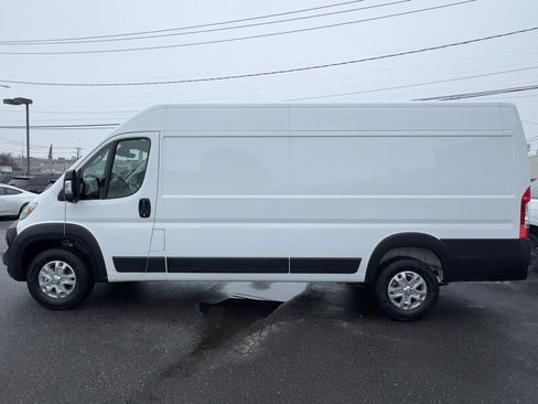 Used 2025 RAM ProMaster 3500 w/ Quick Order Package 22G SLT image 4