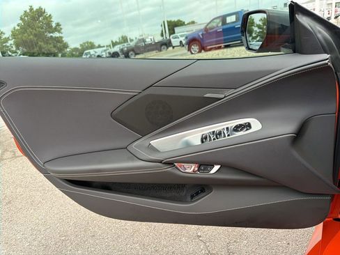 Used 2025 Chevrolet Corvette Stingray Convertible w/ Battery Protection Package RWD image 27