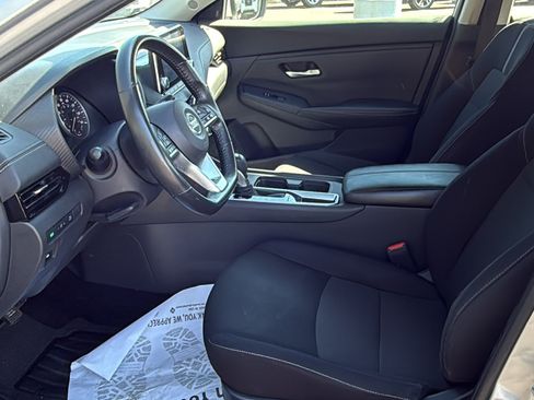 Certified 2022 Nissan Sentra SV FWD image 19