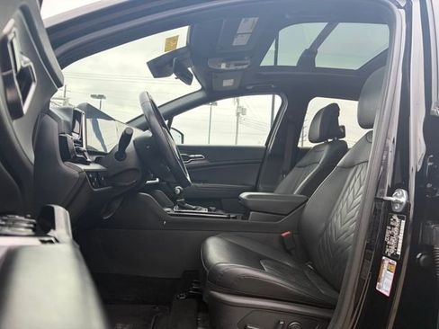 Used 2024 Kia Sportage X-Line w/ X-Line Premium Package image 7
