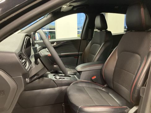 Used 2023 Ford Escape ST-Line w/ Cold Weather Package image 11