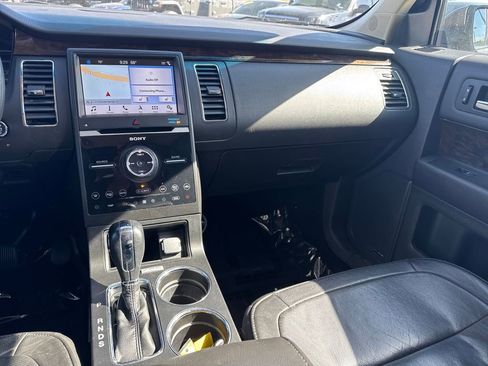 Used 2019 Ford Flex Limited AWD/4WD image 11