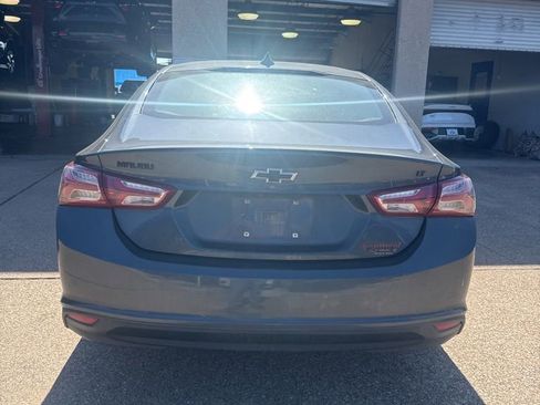 Used 2021 Chevrolet Malibu LT w/ Sport Edition FWD image 4