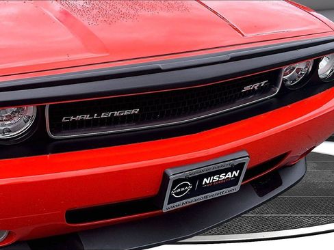 Used 2009 Dodge Challenger SRT8 w/ SRT Option Group II RWD image 33
