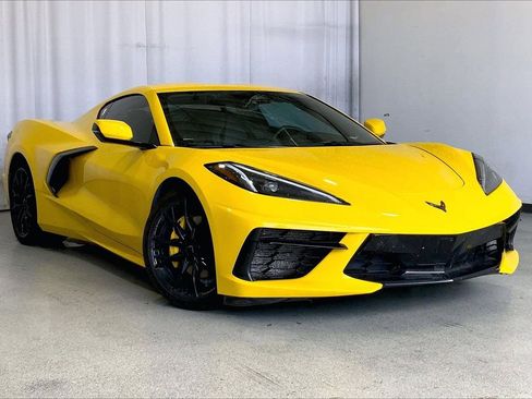 Used 2025 Chevrolet Corvette Stingray Coupe w/ 1LT RWD image 1