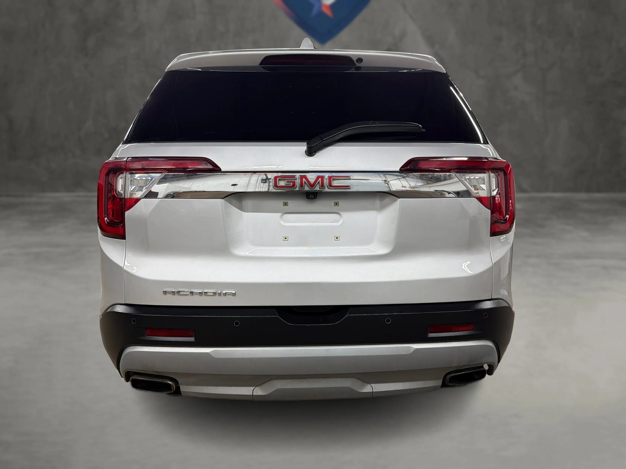 Used 2020 GMC Acadia SLT w/ LPO, Cargo Package FWD image 45