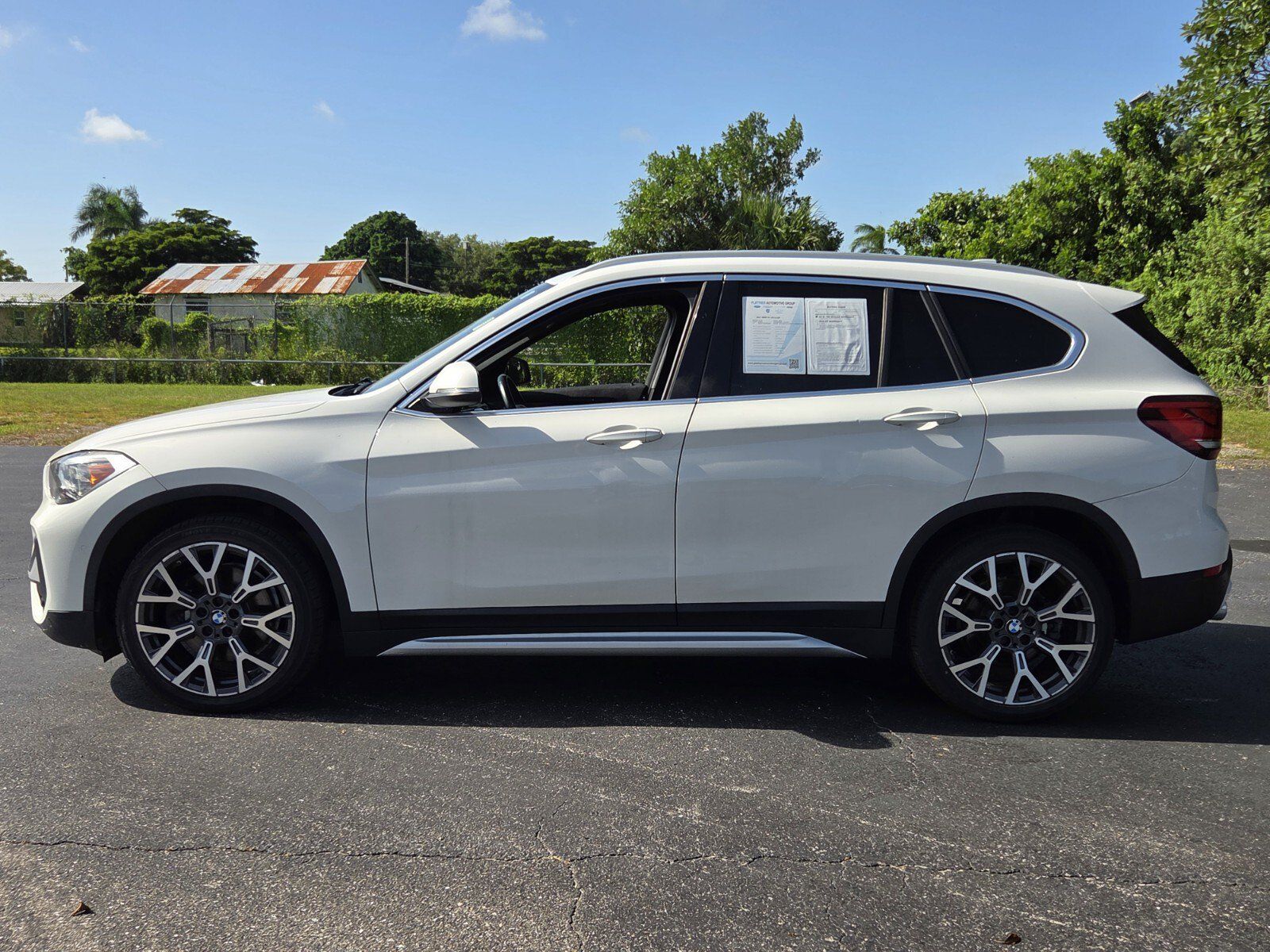 Used 2021 BMW X1 sDrive28i w/ Convenience Package FWD image 2