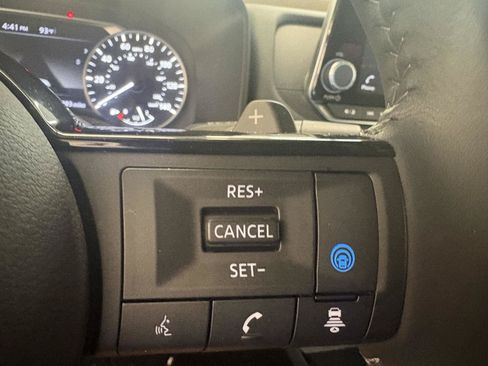 Used 2023 Nissan Rogue SV w/ SV Premium B Package AWD/4WD image 29