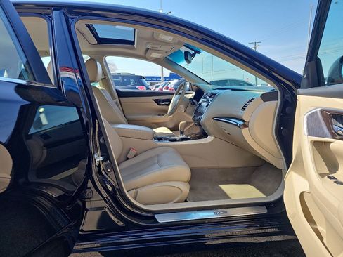 Used 2013 Nissan Altima 2.5 SL w/ Technology Pkg FWD image 28