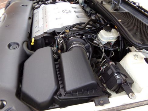 Used 2003 Cadillac De Ville Sedan w/ Comfort & Convenience Package image 89