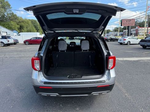 Used 2020 Ford Explorer XLT w/ Equipment Group 202A image 32