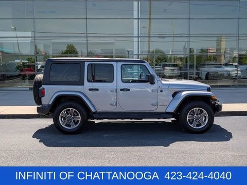 Used 2021 Jeep Wrangler Unlimited Sahara AWD/4WD image 8